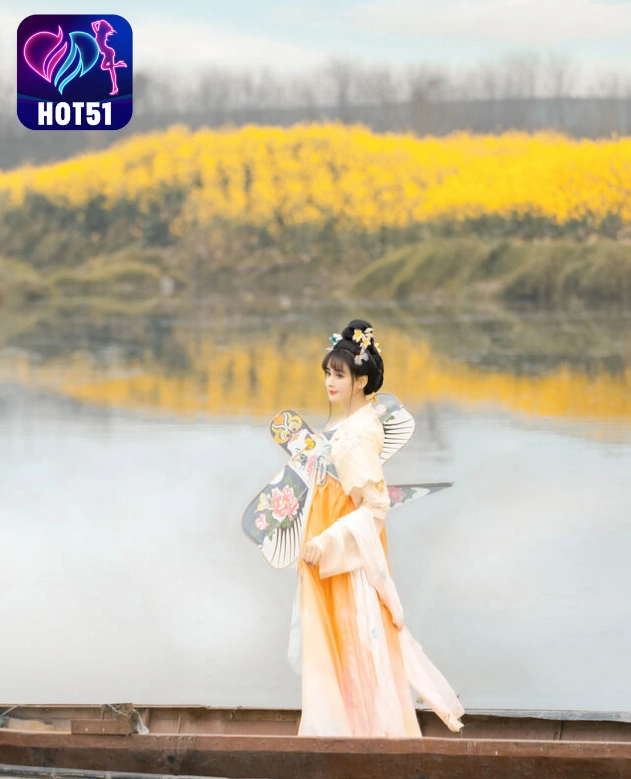 Miao Su Su-hot51